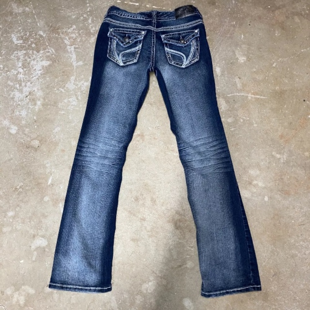 Ariya Jeans Flap Pocket Bling Embroidered Bootcut Blue Jeans Size 7/8L31 - Picture 2 of 10